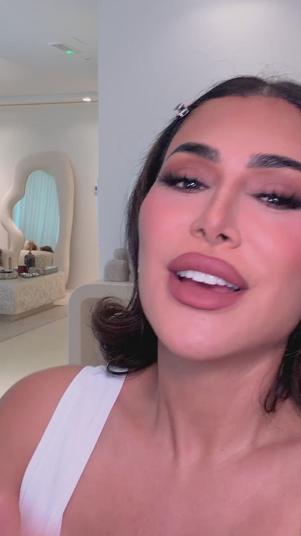 Huda Beauty - Liquid Matte Mousse