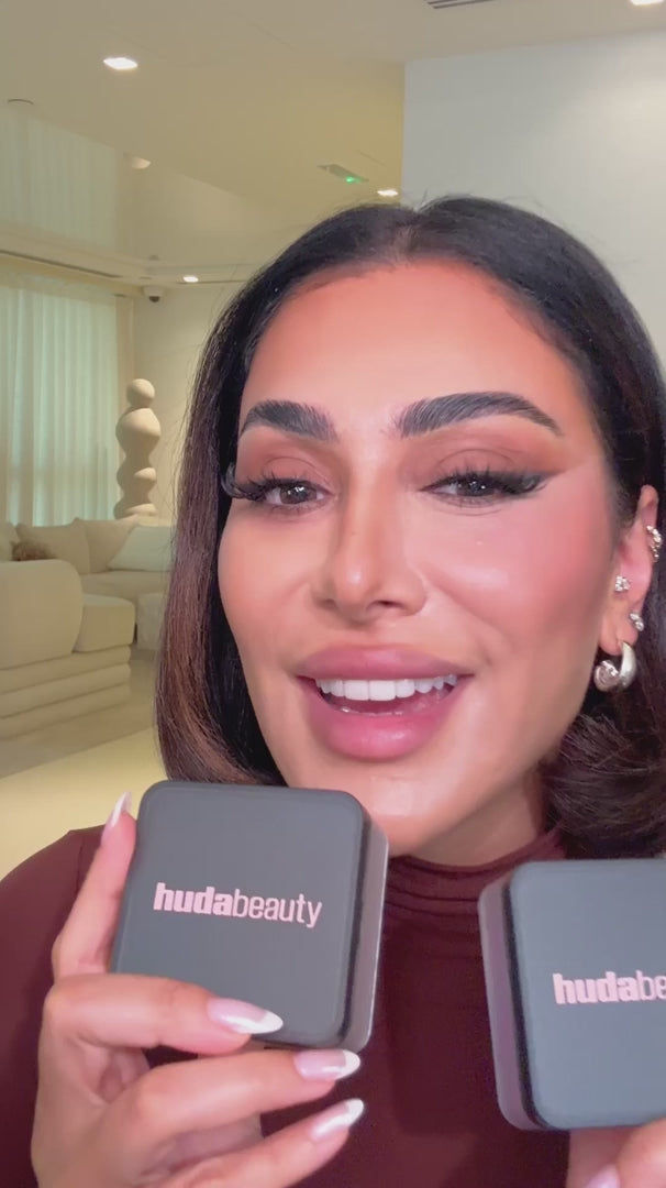 Huda Beauty - MINI EASY BAKE LOOSE BAKING & SETTING POWDER Mini